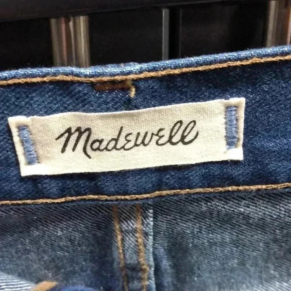 NWOT Madewell The Perfect Jean Short, high rise,raw hem,5 pocket,belt loop - Picture 5 of 9